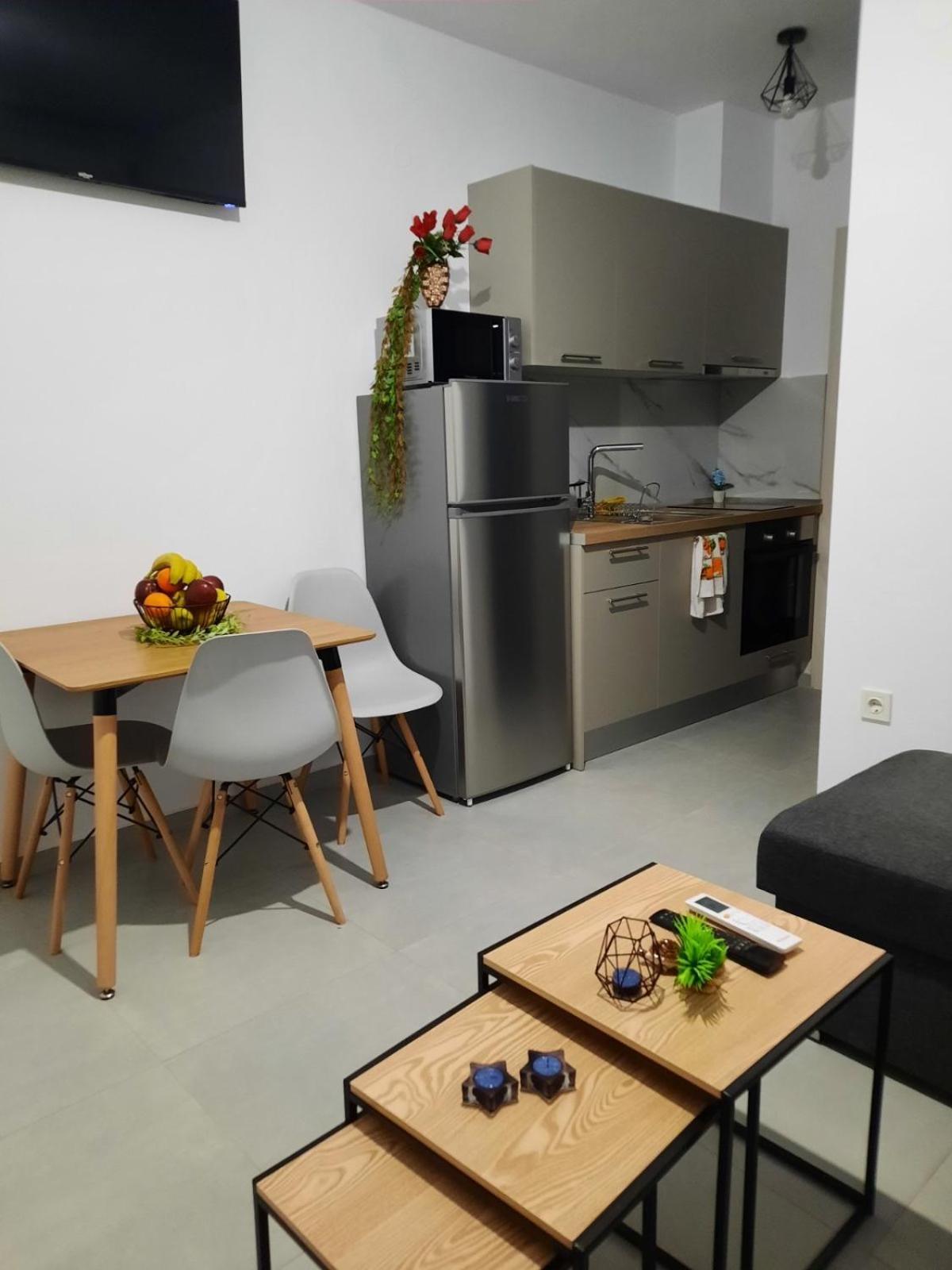 Kalofas Amaryllis Apartment *